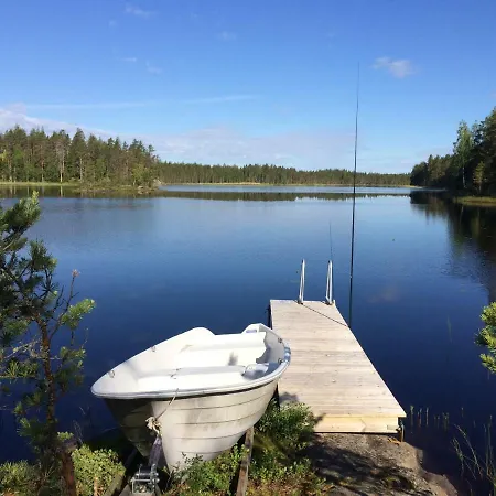 Vaeaeraejaerven Villa * Ruokolahti